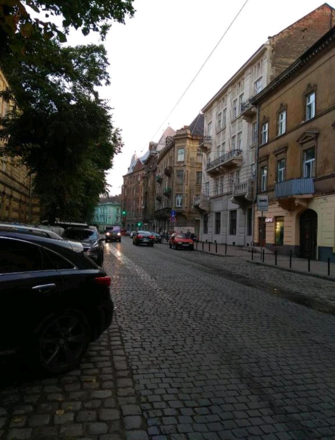 Apartment On Knyazya Romana 26 Center Lviv Exteriör bild