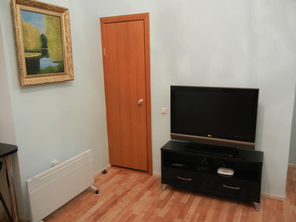 Apartment On Knyazya Romana 26 Center Lviv Exteriör bild