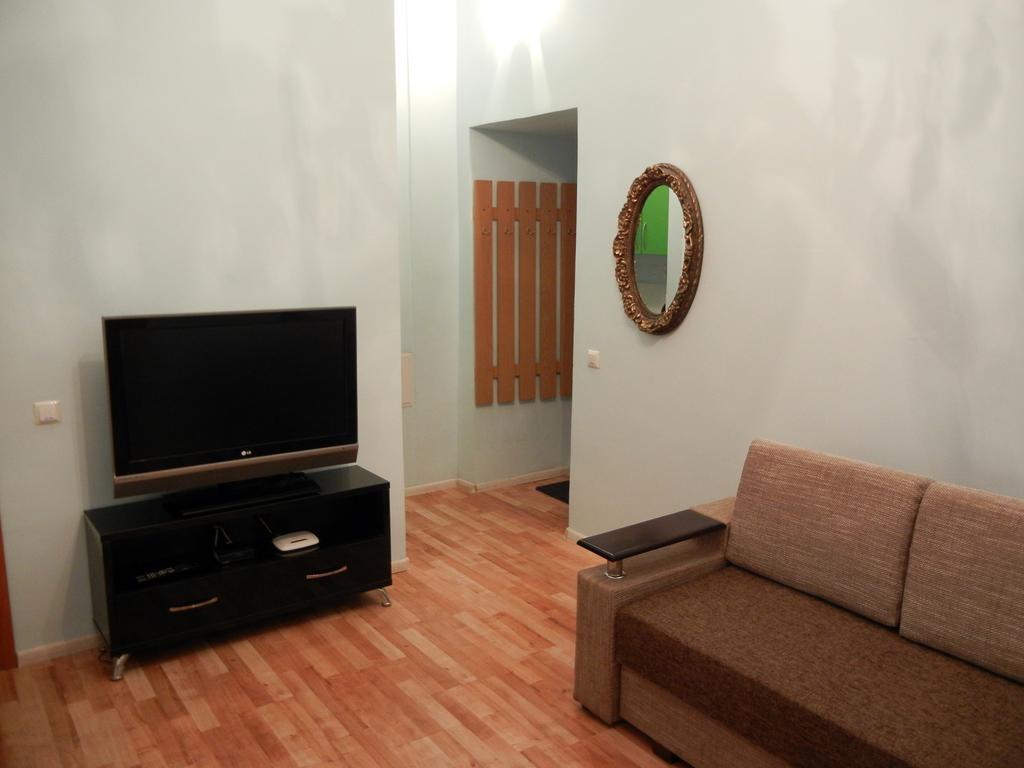 Apartment On Knyazya Romana 26 Center Lviv Exteriör bild
