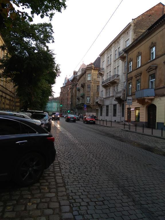 Apartment On Knyazya Romana 26 Center Lviv Exteriör bild